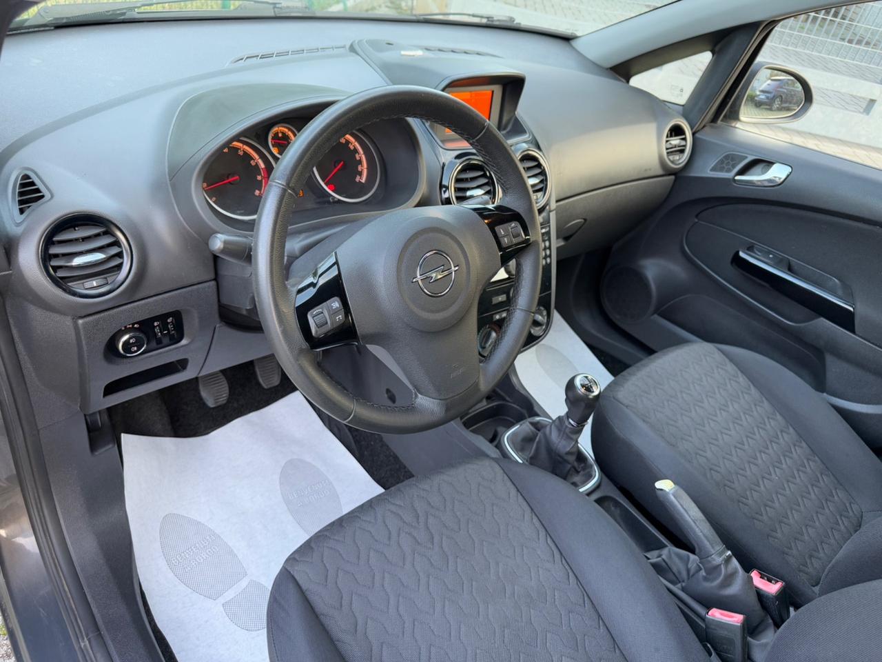 Opel Corsa 1.2 85CV 5 porte GPL-TECH*Sensori*Aux*Usb