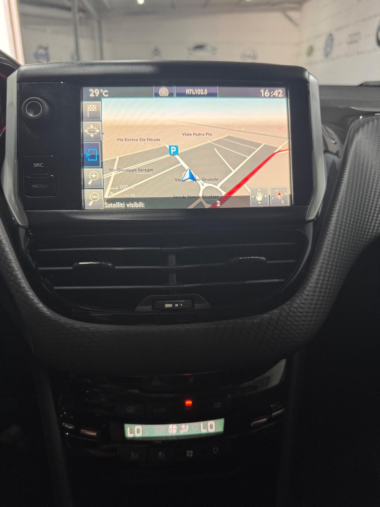 Peugeot 208 BlueHDi 100 5 porte Allure