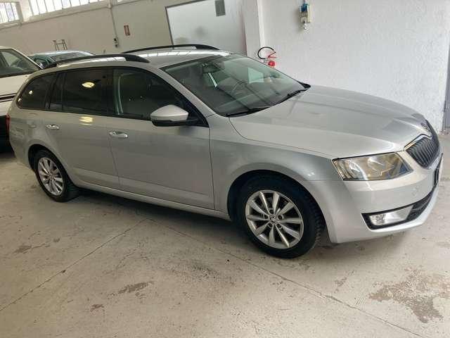 Skoda Octavia Octavia Wagon 1.6 tdi cr Executive 105cv dsg