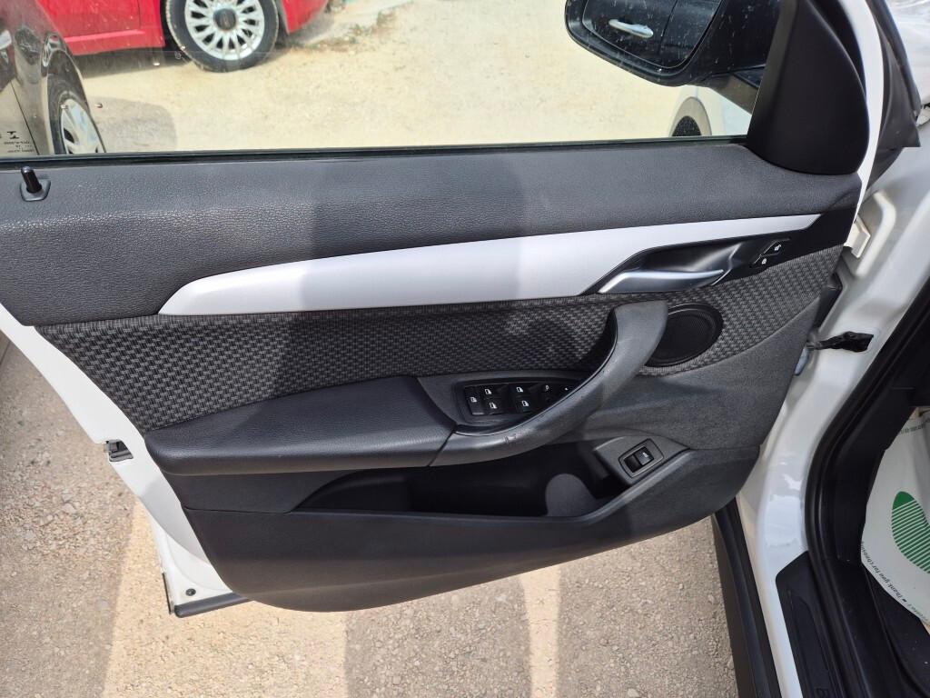 Bmw X1 MANUALE 18d 150cv NAVI LED
