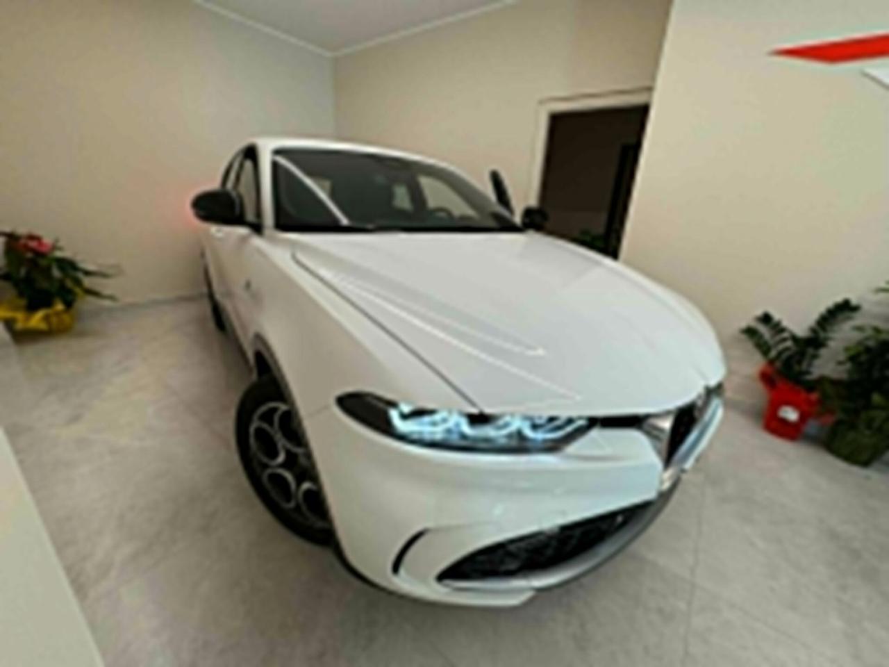 Alfa Romeo Tonale 1.5 160 CV MHEV TCT7 Tributo Italiano