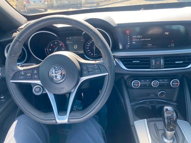Alfa Romeo Stelvio 2.2 Turbodiesel 210 CV AT8 Q4 Executive