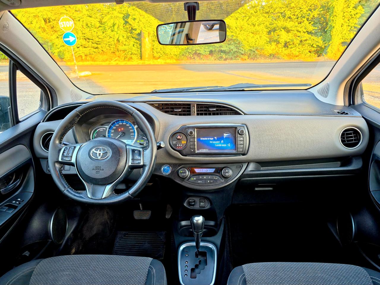 Toyota Yaris 1.5 Hybrid 5 porte Active 2016-E6B Automatico NEO