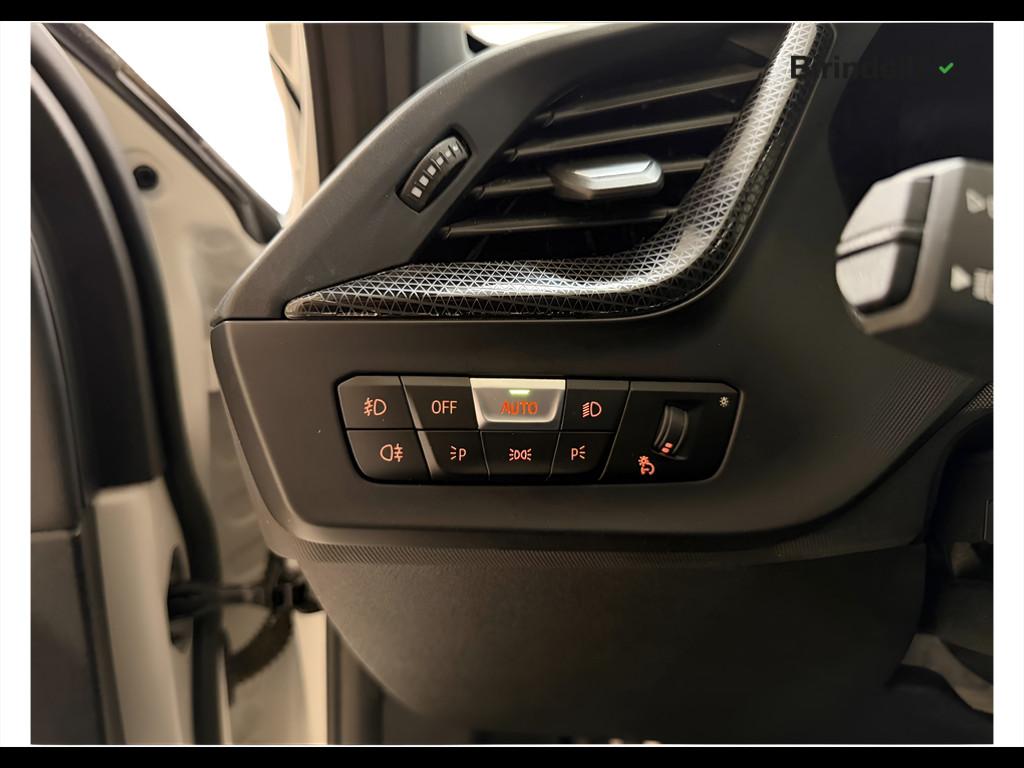 BMW Serie 1 (F40) - 118d 5p. Msport