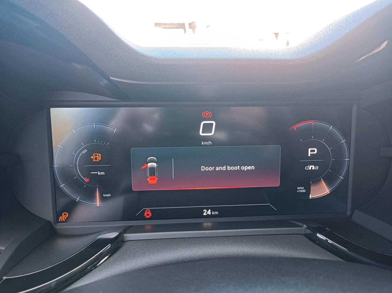 Alfa Romeo Junior 1.2 136 CV Hybrid eDCT6 Speciale