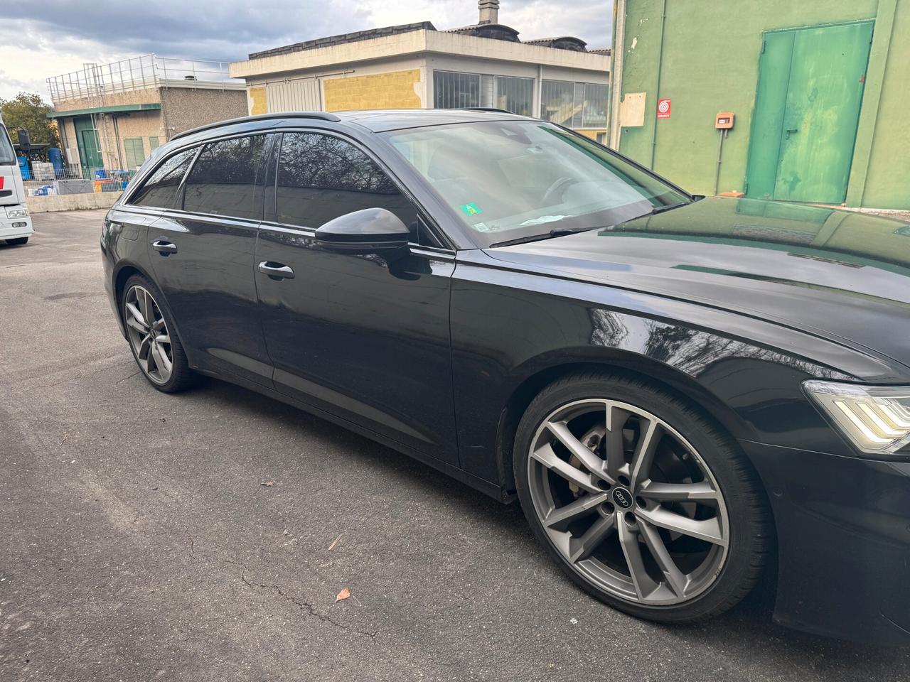 Audi A6 Avant 45 3.0 TDI quattro ultra S tronic Business Sport