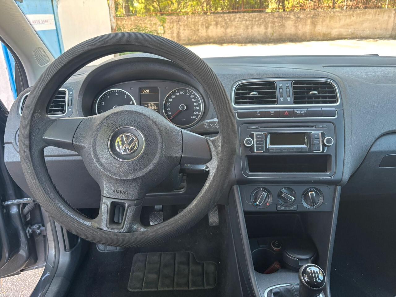 VOLKSWAGEN POLO 1.2 Comfortline 5p - 2012