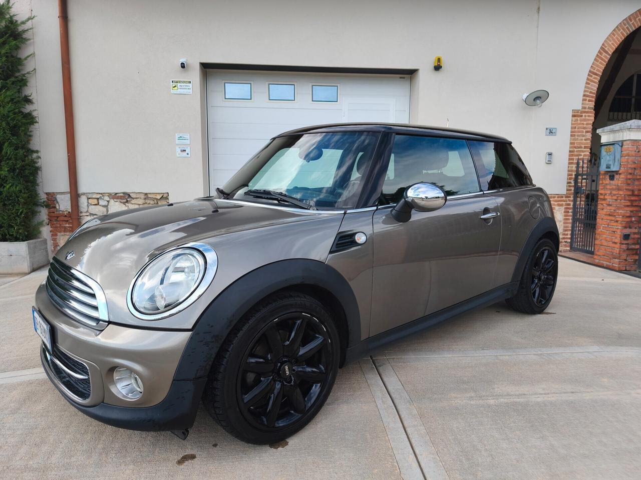 Mini Cooper D 2.0 Automatica 111cv