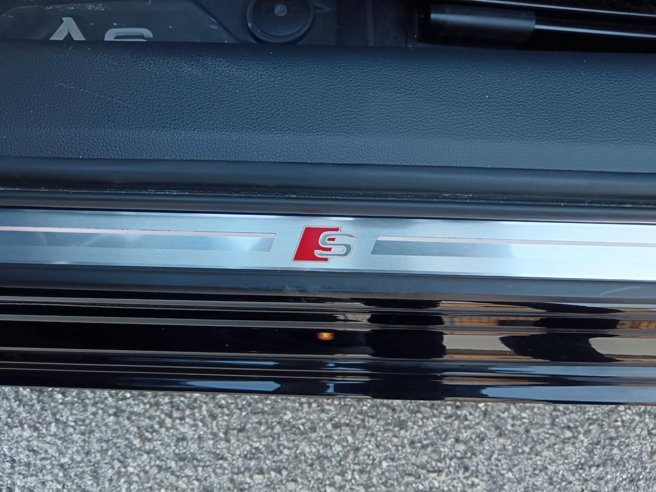 Audi A6 Avant S tronic LINE -MILDHYBRID TDI