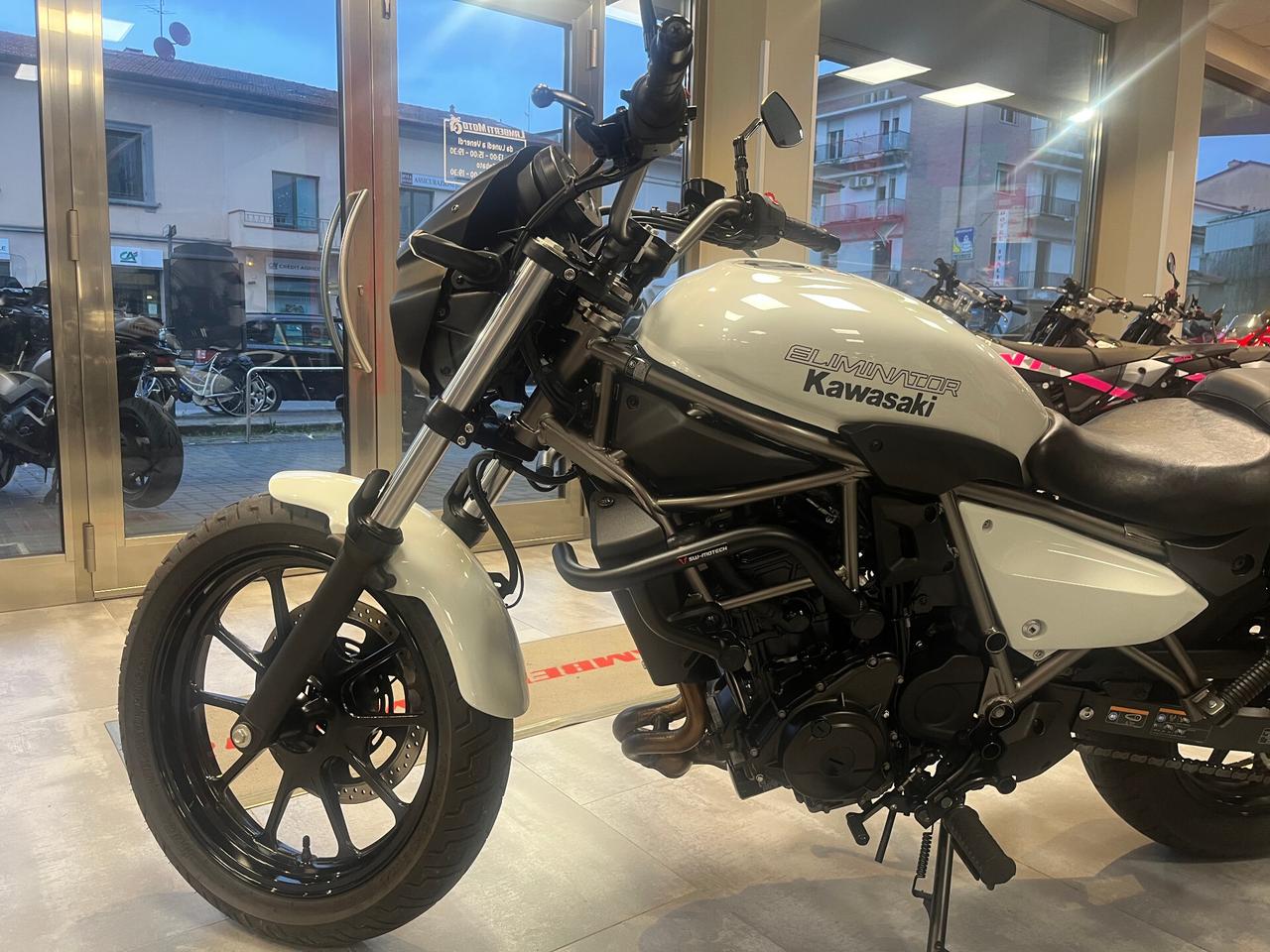 Kawasaki Eliminator 500