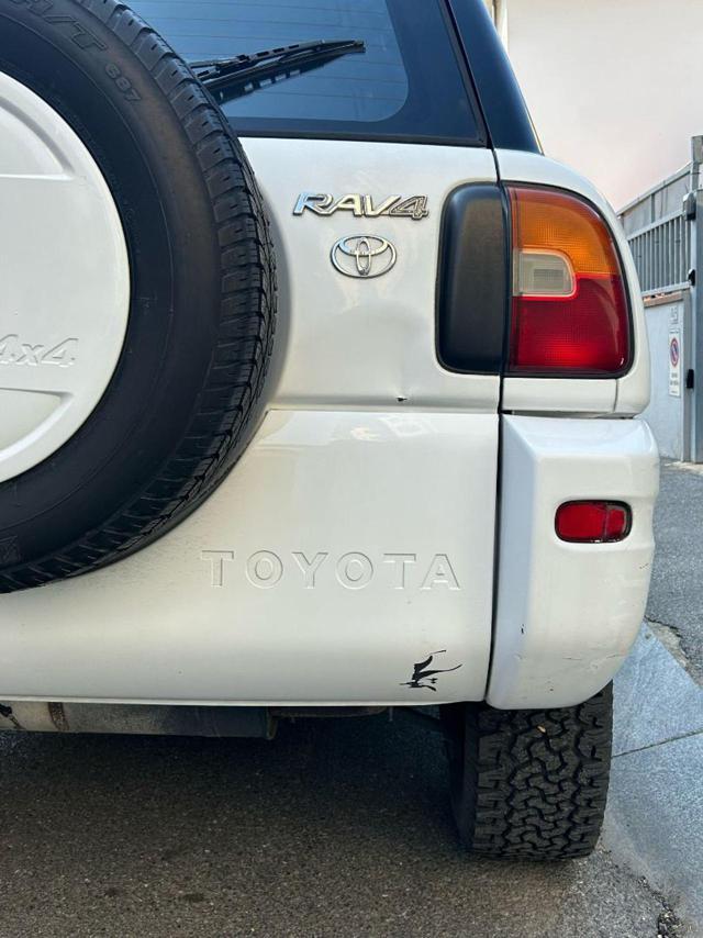TOYOTA RAV 4 RAV4 2.0i 16V cat 3 porte