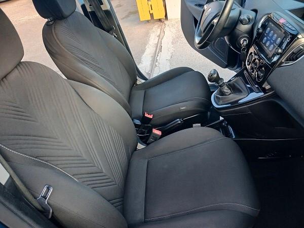 LANCIA YPSILON 1.0 FireFly 70 CV S&S GOLD HYBRID