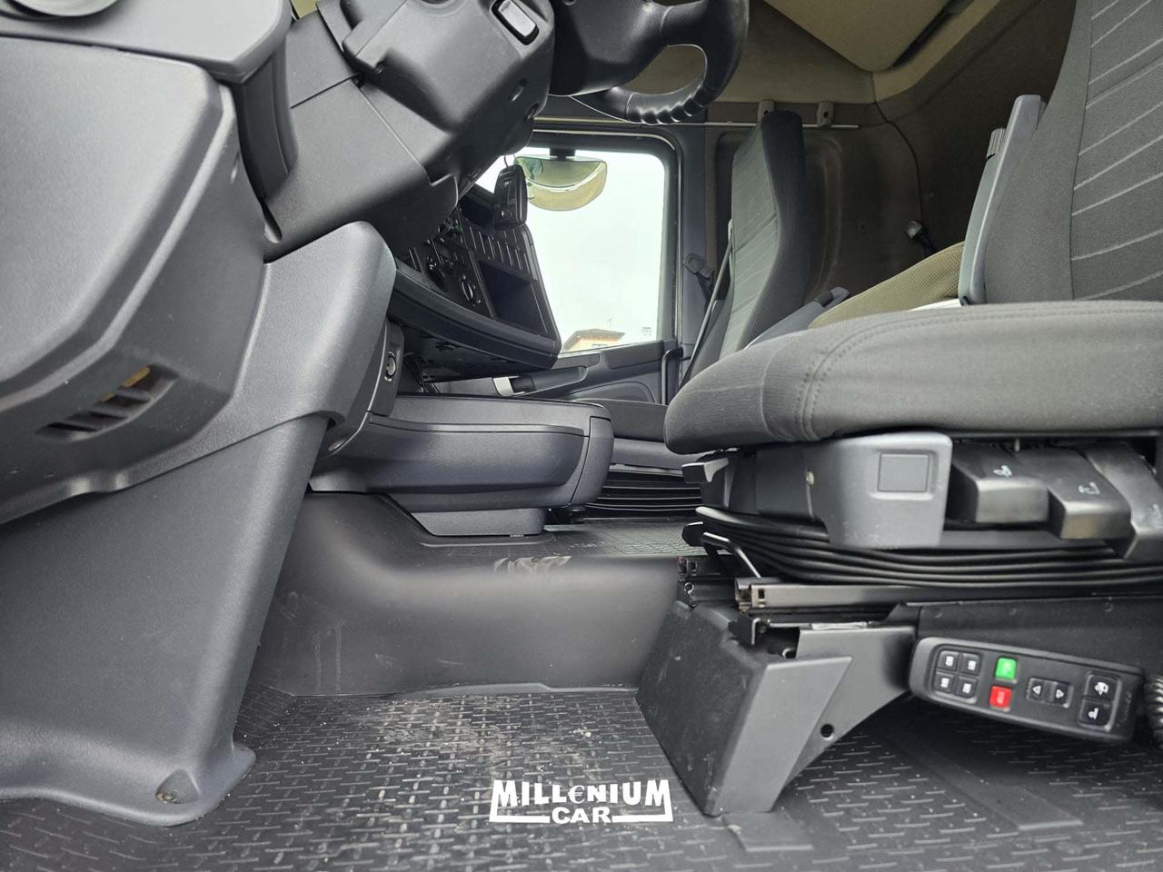 SCANIA R450 INTERCAMB 2017 M9,60