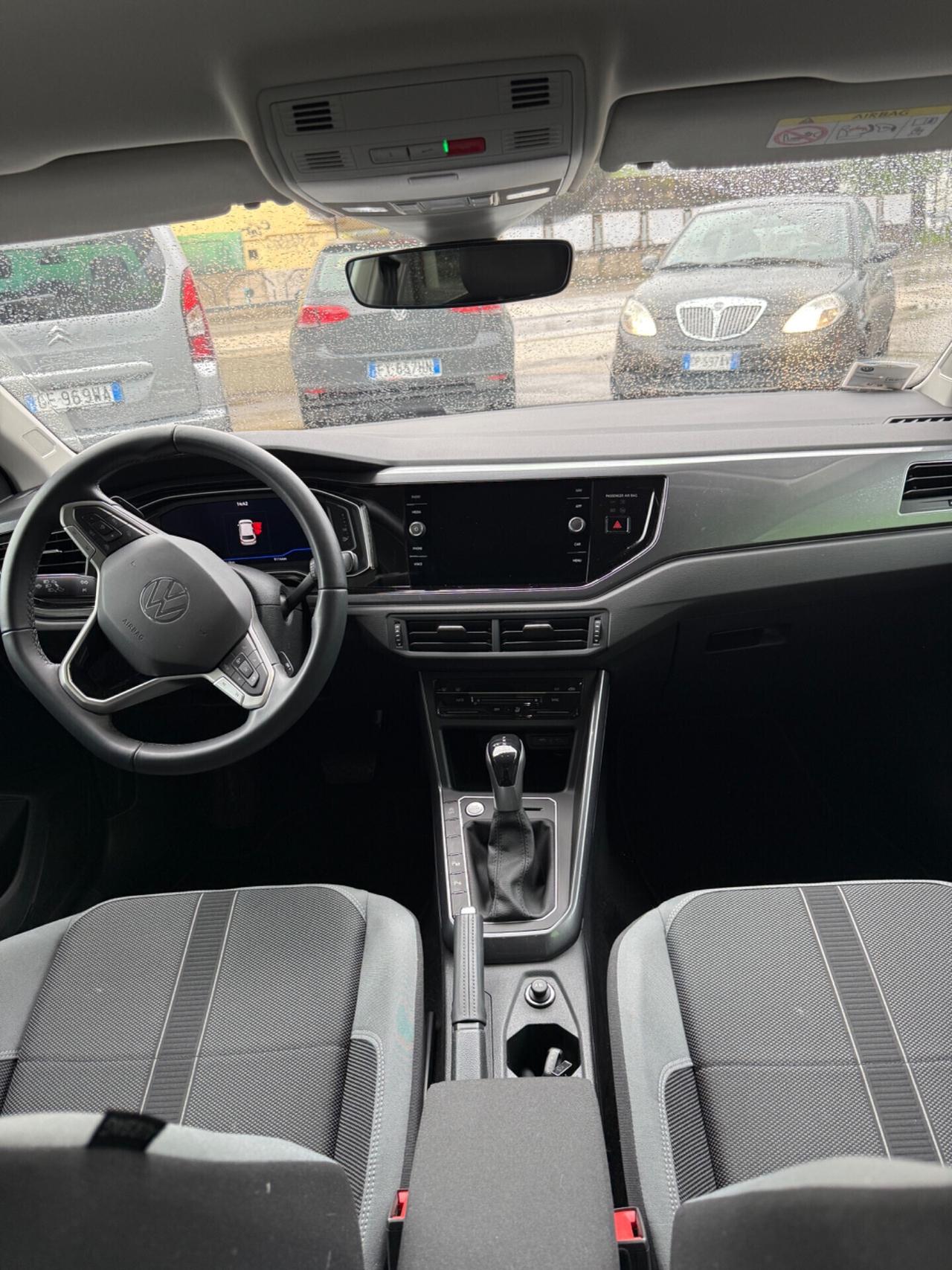 VOLKSWAGEN POLO 1.0 TSI 110cv DSG Style KM 9.100 NEOPATENTATI