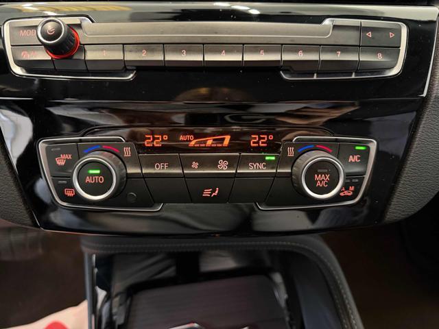 BMW X1 sDrive18d X line //LED//18//NAVI//