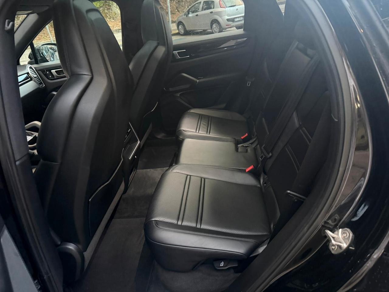 Porsche Cayenne Coupé 3.0 V6 E-Hybrid