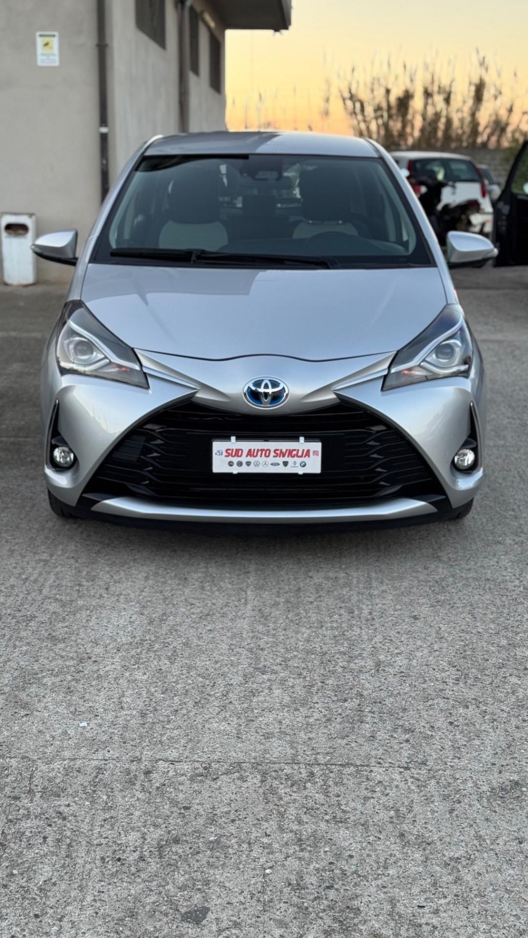 Toyota Yaris 1.5 Hybrid 101cv 5 porte Lounge