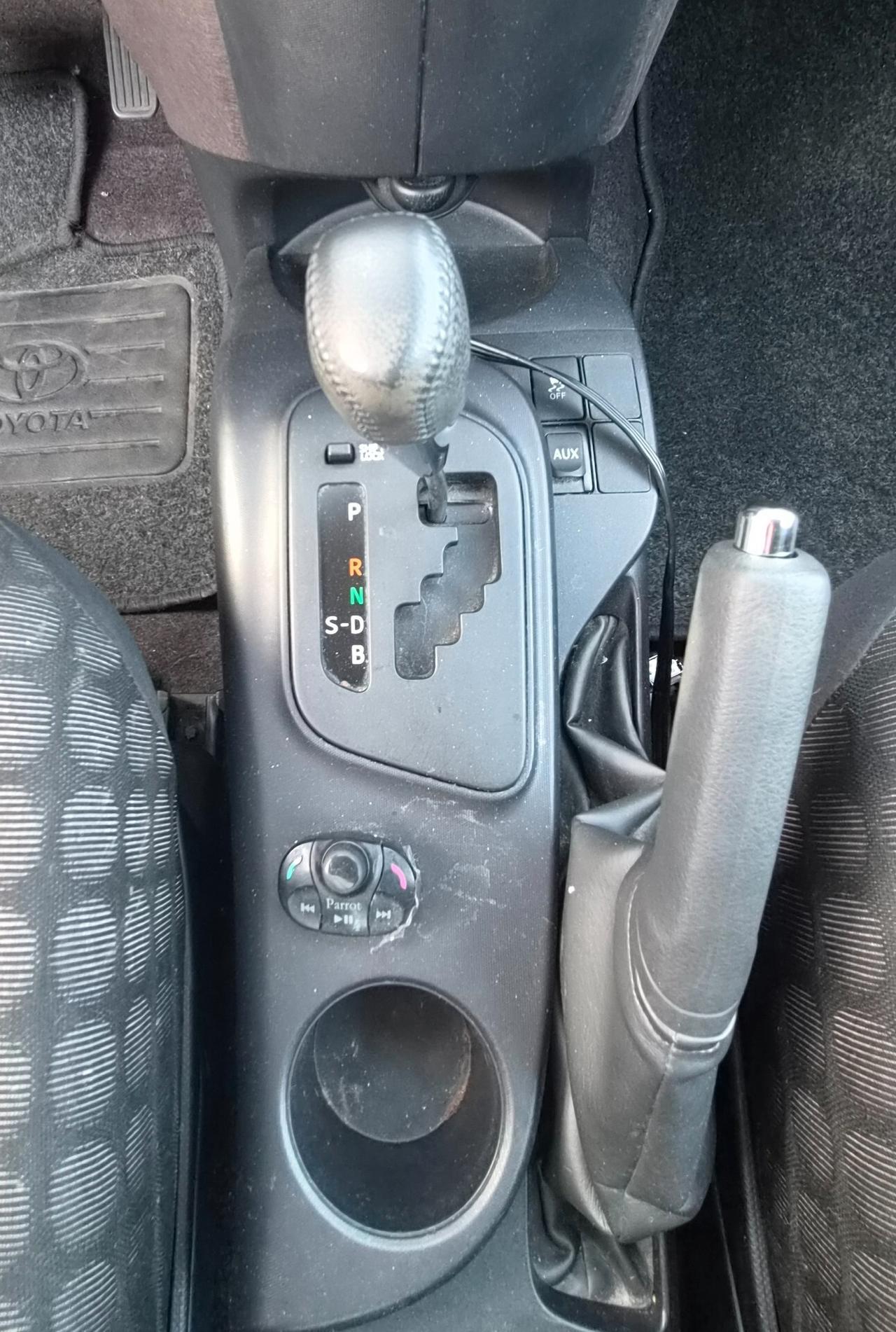 Toyota iQ 1.0 Multidrive