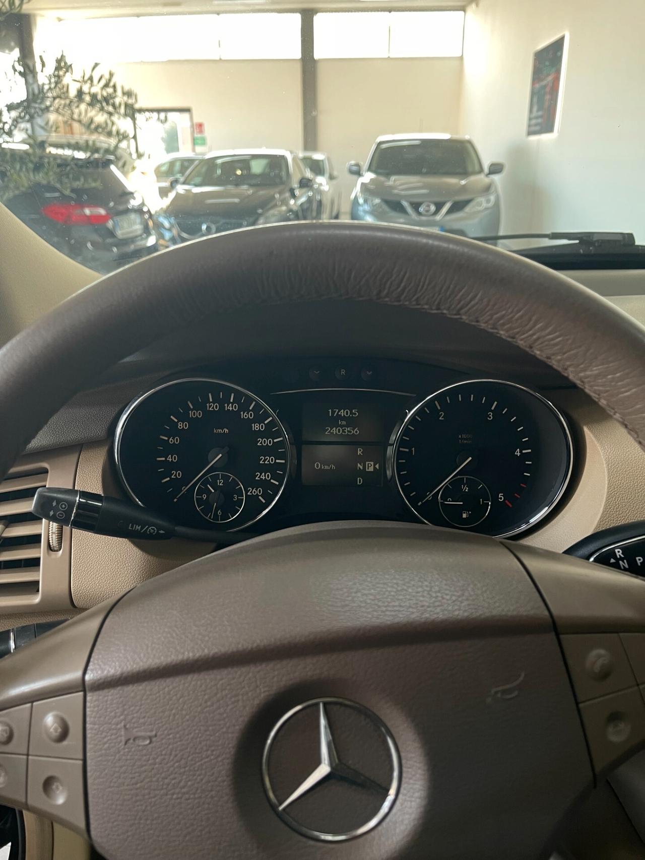 Mercedes-benz R 320 CDI cat 4Matic Sport