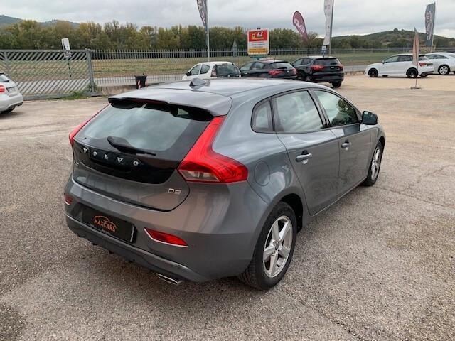 Volvo V40 D2 Momentum