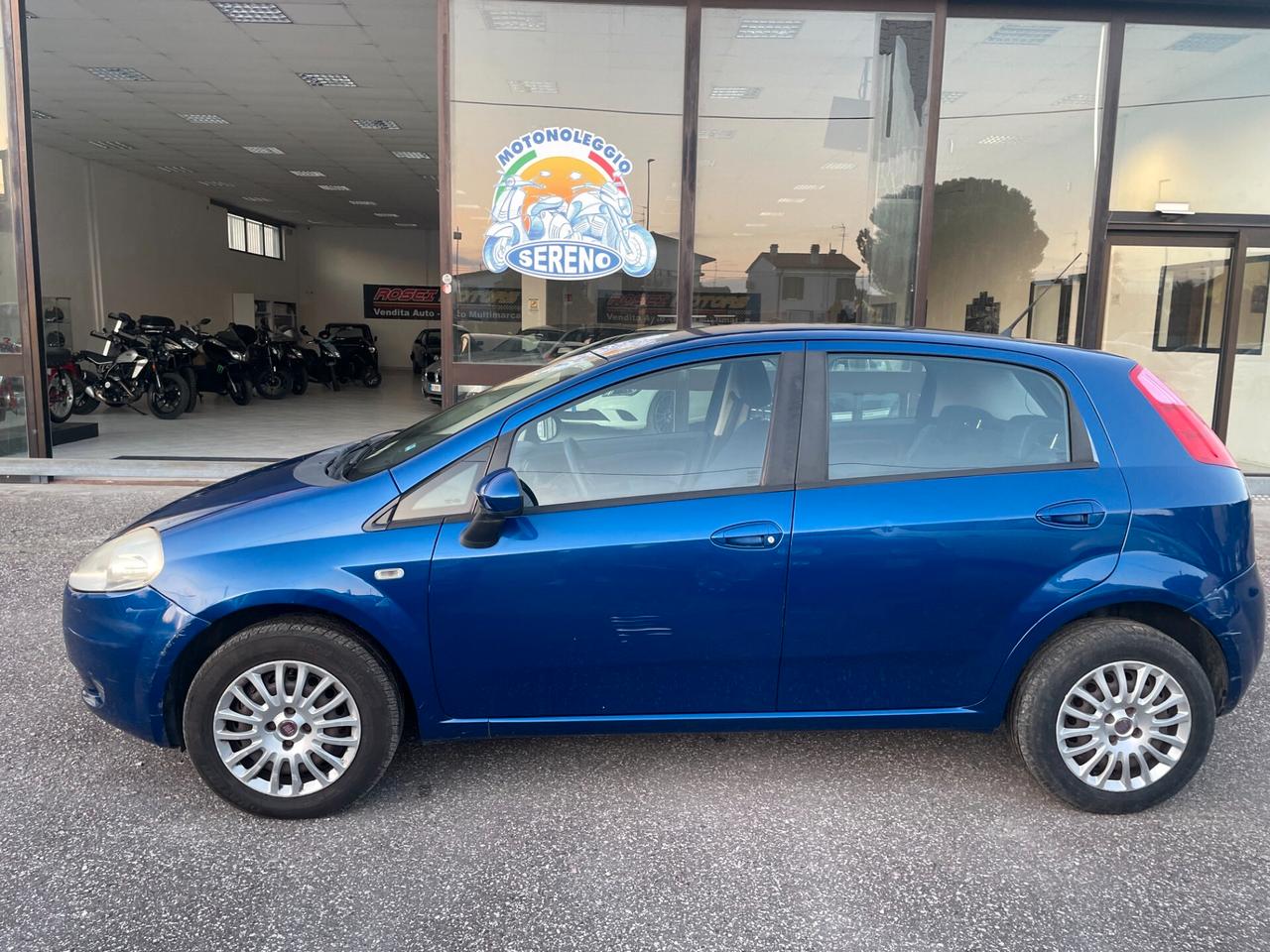 Fiat Grande Punto 1.4 Dynamic metano X NEOPATENTATI