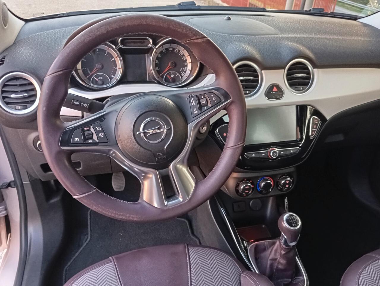 Opel Adam Rocks 1.4 87 CV valuto permute