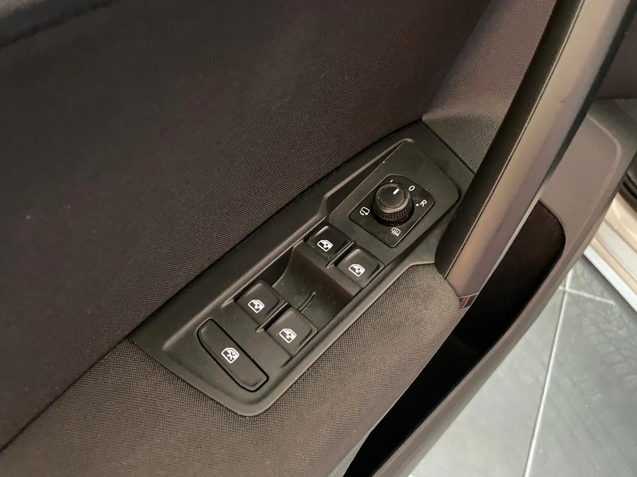 VOLKSWAGEN TIGUAN 2.0TDI ELEGANCE 150cv DSG