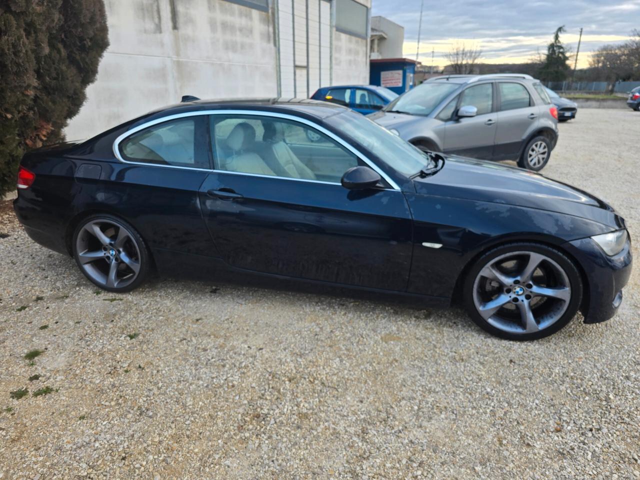 Bmw 325d cat MSport 197cv