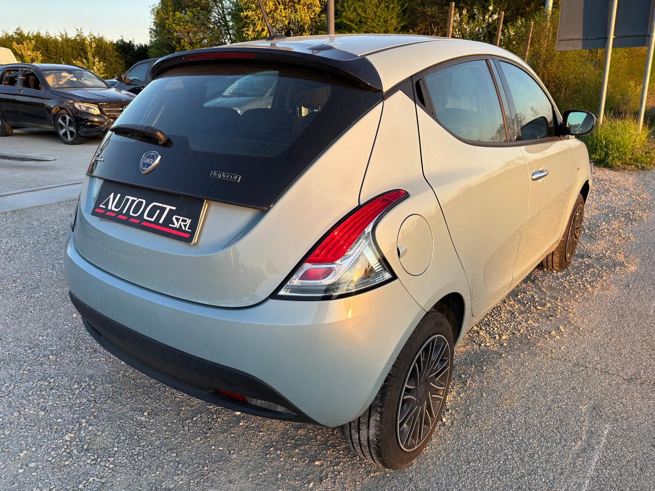 Lancia Ypsilon 1.0 FireFly 5 porte S&S Hybrid Silver Plus