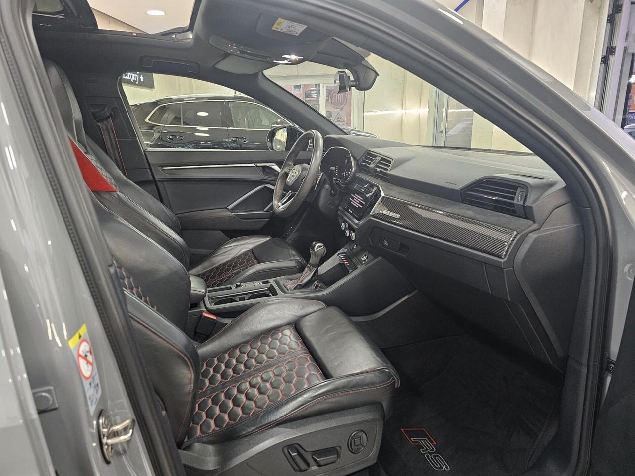 NUOVA AUDI RSQ3 SPORTBACK 2.5 BENZ 400CV S-TRONIC BLACKLINE