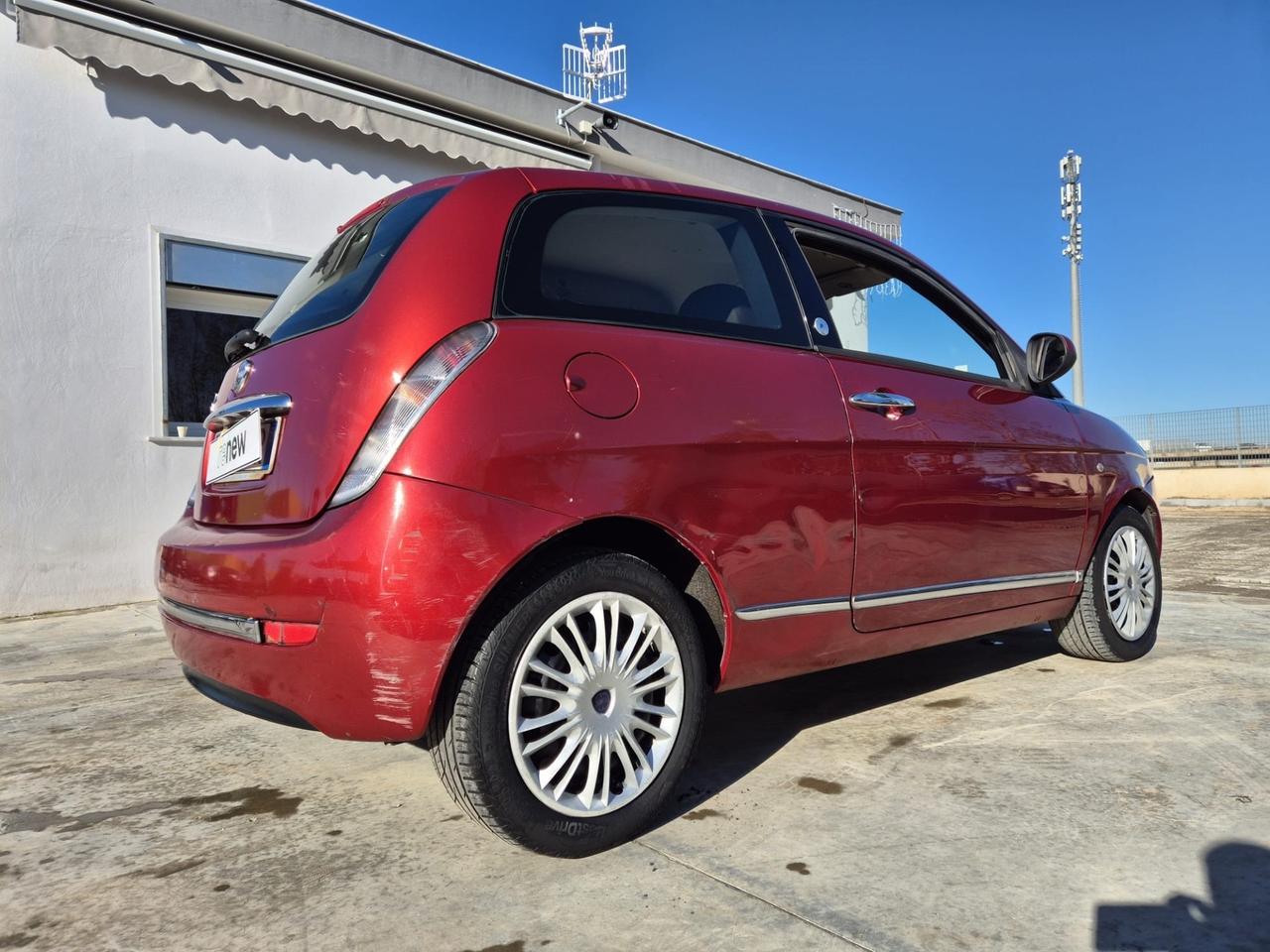 Lancia Ypsilon 1.4 Diva Ecochic GPL