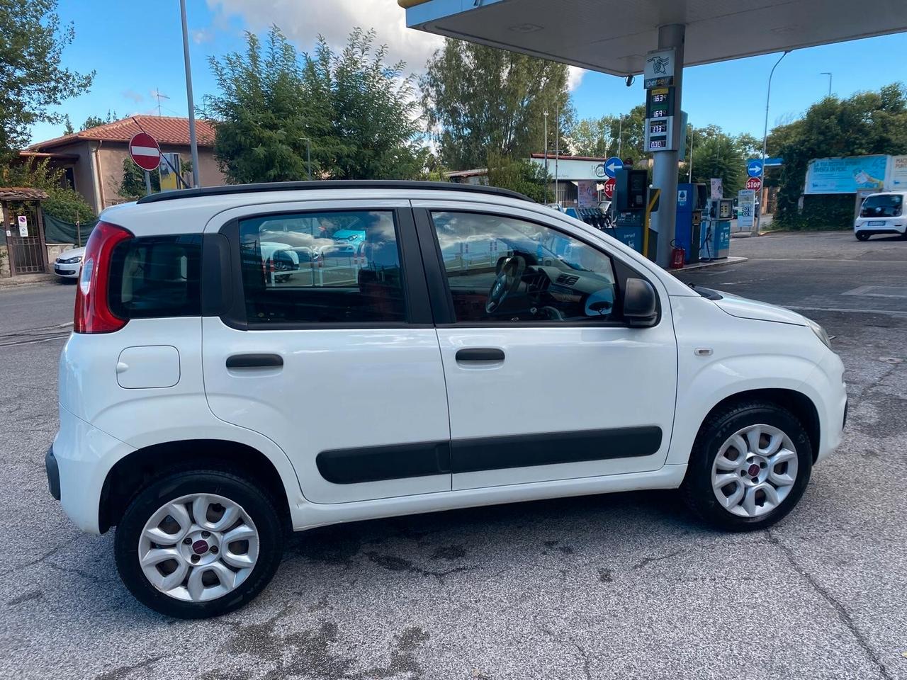 Fiat Panda 0.9 TwinAir Turbo Natural Power Lounge