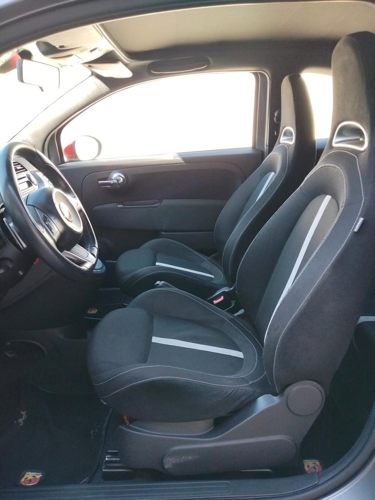 Abarth 500 C 1.4 Turbo T-Jet MTA