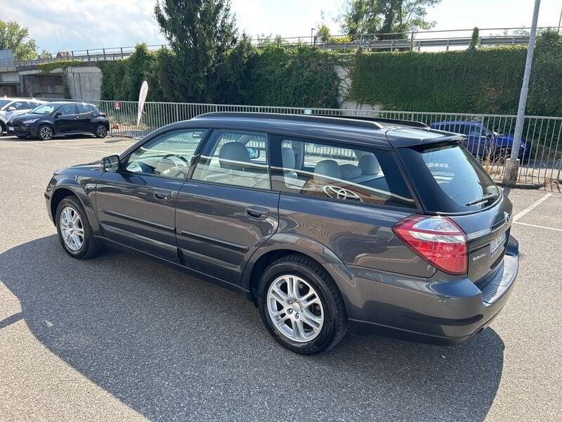Subaru Outback Outback 2.5i 16V AT AS CON GPL