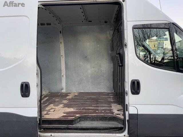 IVECO Daily 33S12V 2.3 HPT PM-TM Furgone