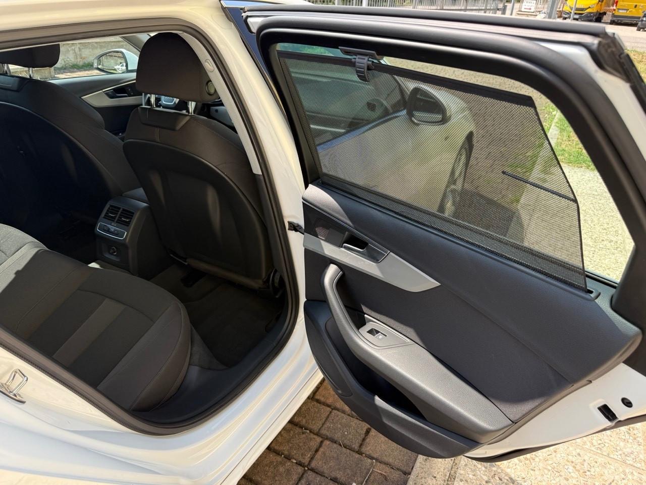 Audi A4 Avant 40 TDI quattro S- line PREZZO REALE