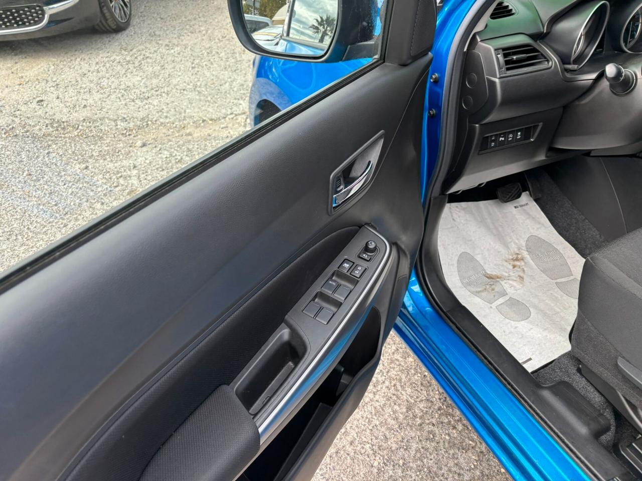 Suzuki Swift 1.2 Hybrid CVT Top