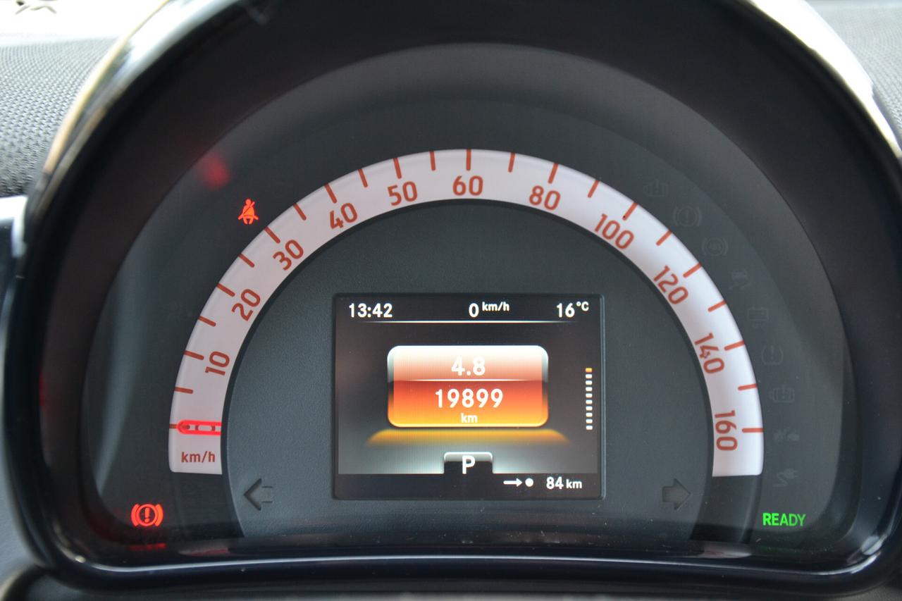 Smart ForFour EQ PULSE LED+NAV+PDC**PREZZO VERO**CARICA RAPIDA**