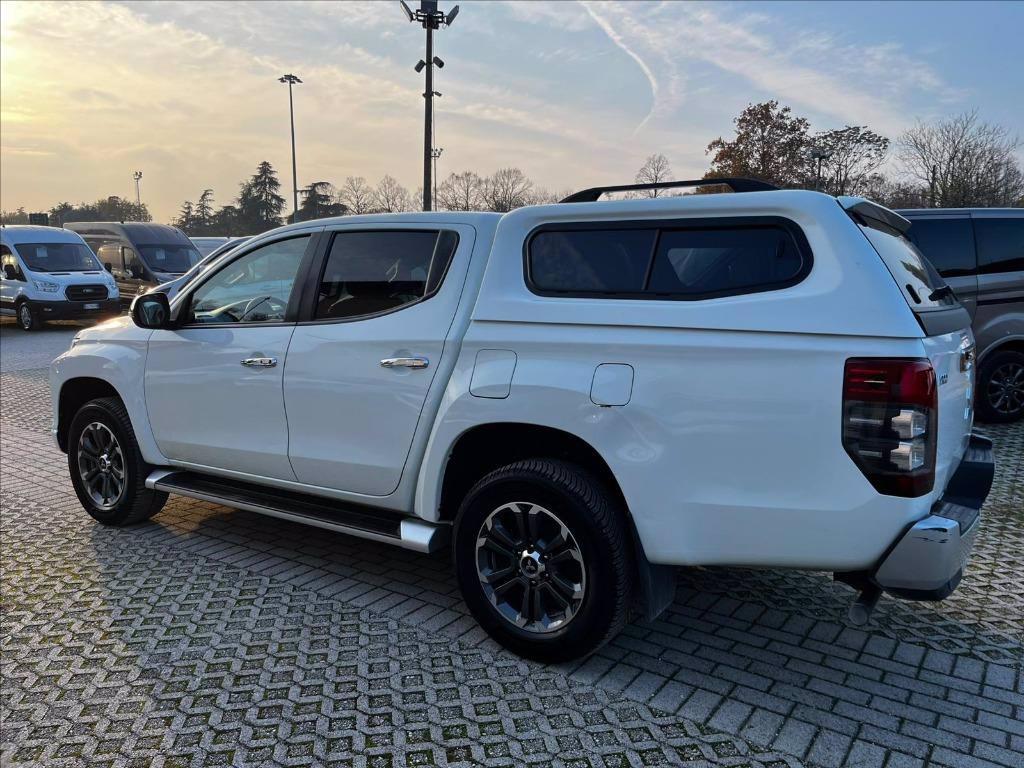 MITSUBISHI L200 d.cab 2.3d Diamond 4wd 150cv auto del 2022