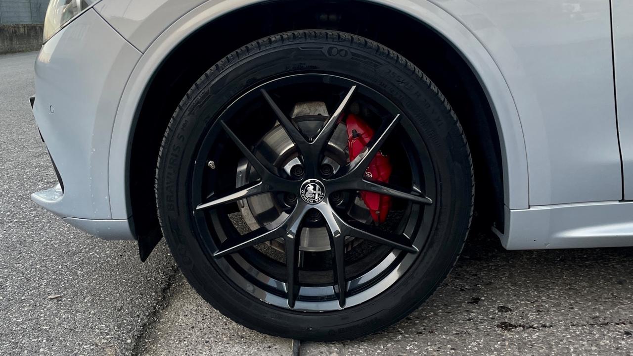 ALFA ROMEO STELVIO 2.2 Q4 TURBODIESEL VELOCE 210CV - SEDILI ELETTRICI RISCALDABILI CON MEMORIA, VOLANTE RISCALDABILE, FULL LED