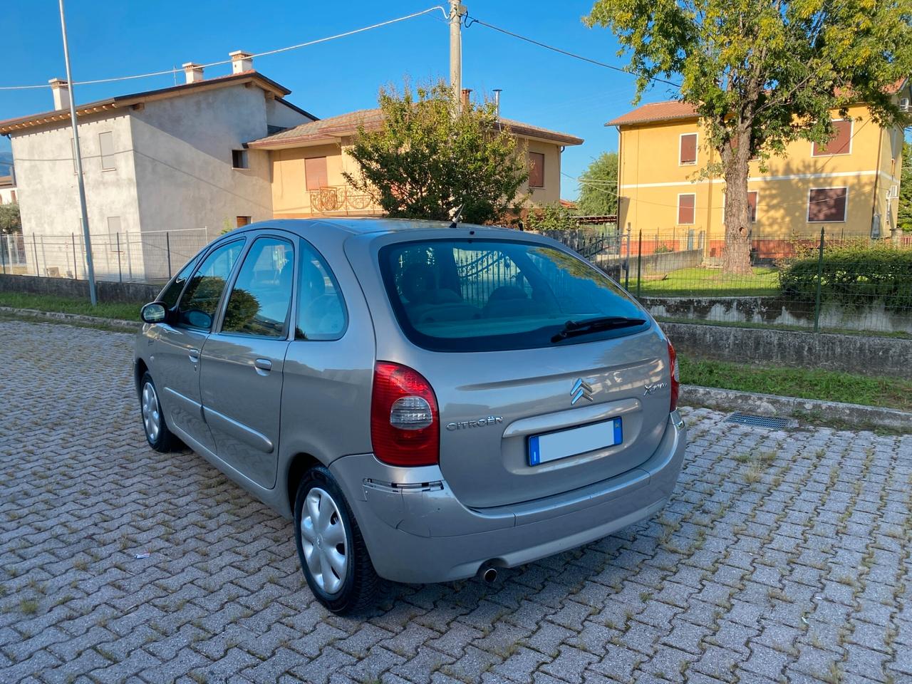 Citroen Xsara Picasso 1.8i GPL Exclusive