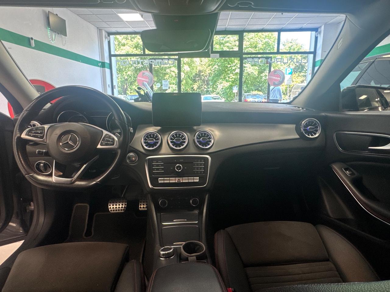 Mercedes-benz CLA 200 CLA 200 d Automatic Premium