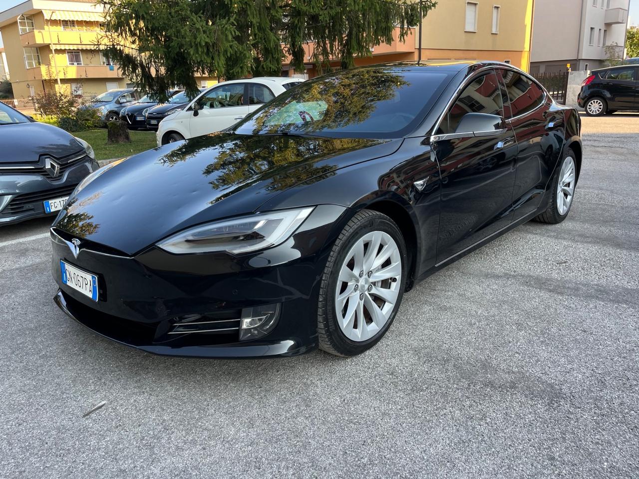 Tesla Model S 75k anno 2018