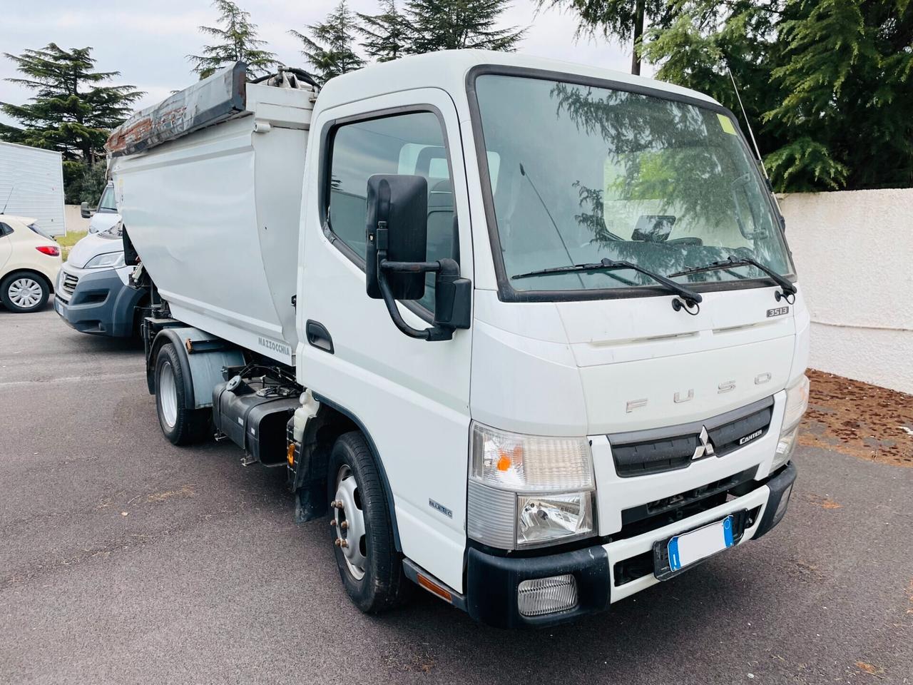 Mitsubishi Canter FUSO 35 CON VASCA RIBALTABILE PATENTE B EURO 6