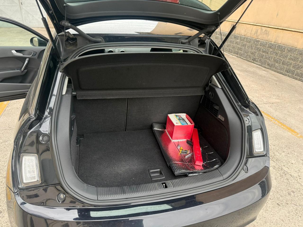 A1 1.6 TDI Attraction