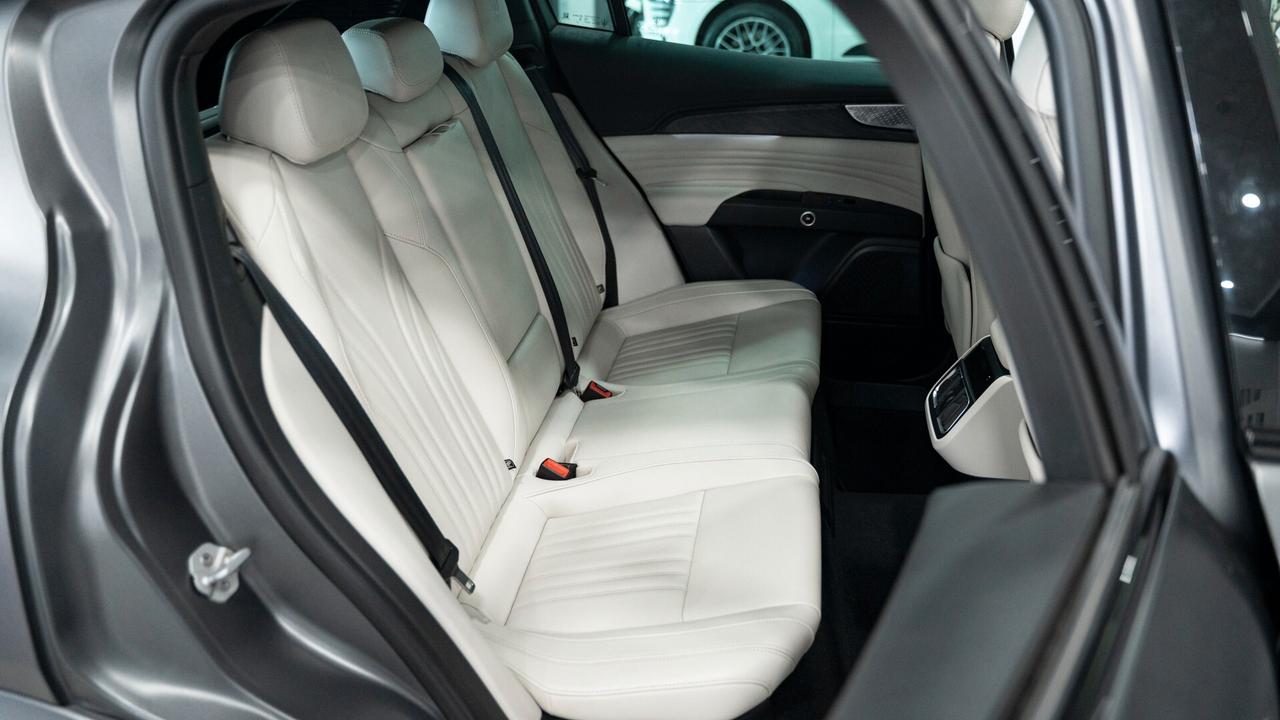 Maserati Grecale 2.0 MHEV MODENA 330CV TETTO PACK LUCI PELLE NAVI FULL OPTIONAL