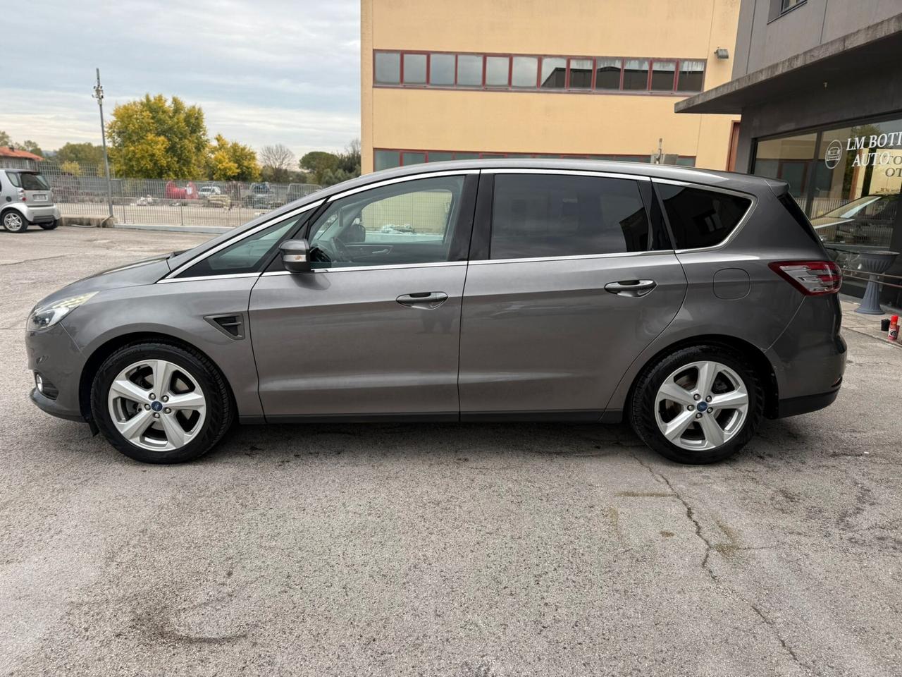 FORD S-MAX 2.0D 2017 12 MESI DI GARANZIA