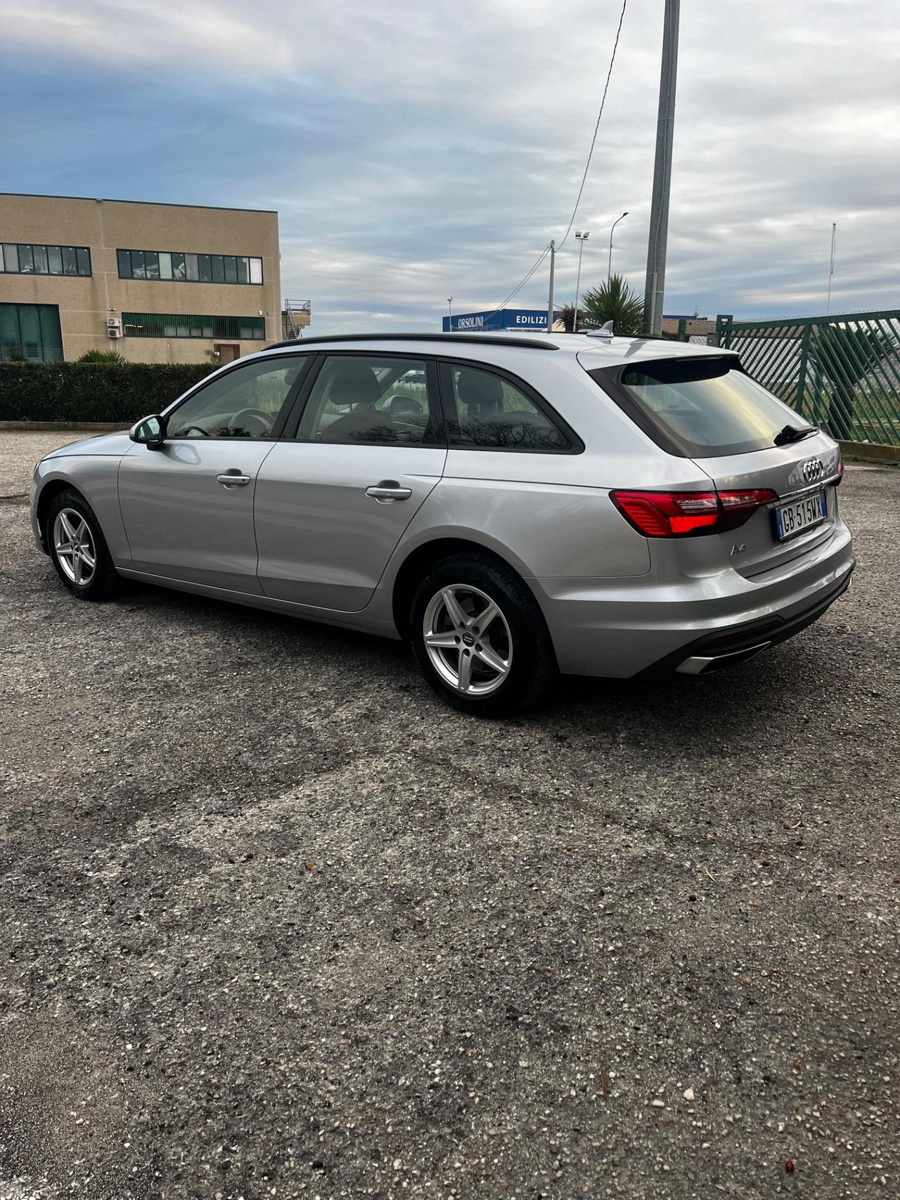 Audi A4 Avant 2.0 TDI/163 CV S tronic Business