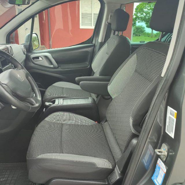 PEUGEOT Partner Tepee BlueHDi 100 Outdoor
