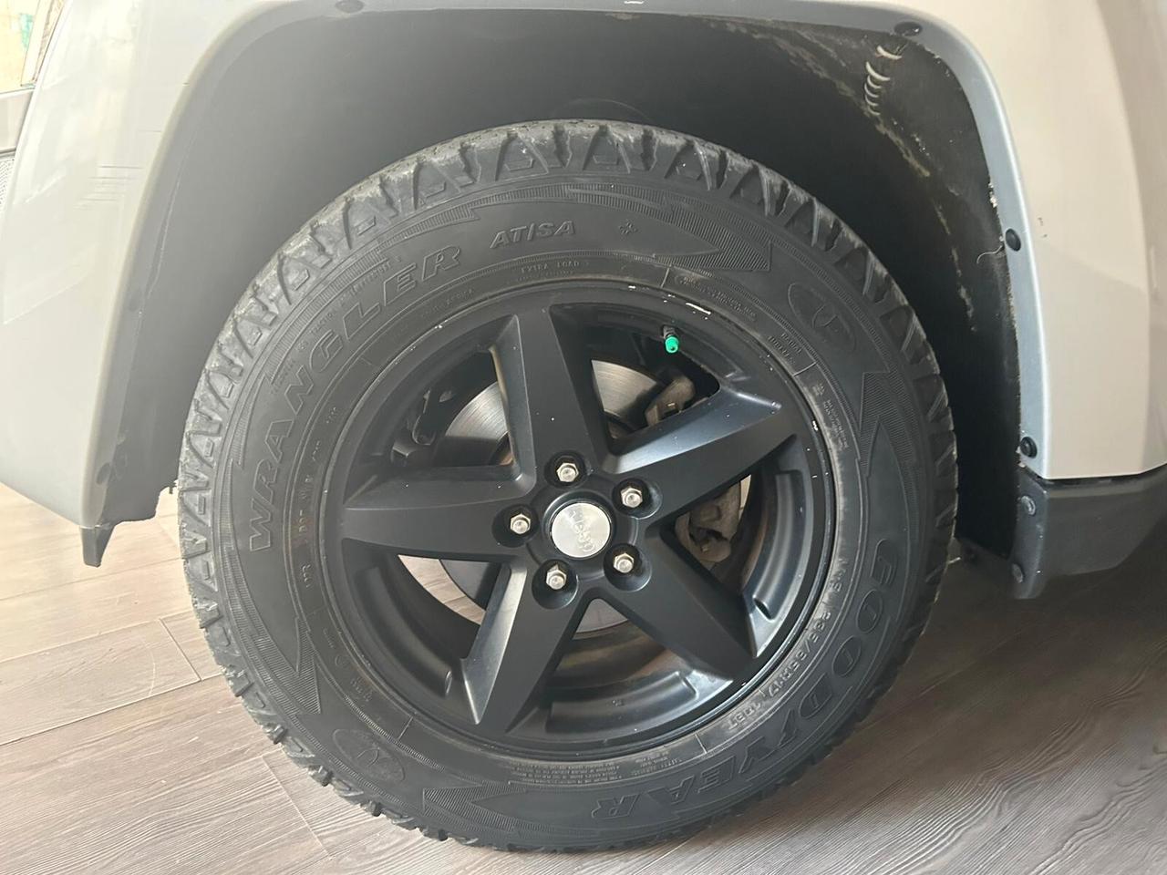 Jeep Cherokee 2.8 CRD DPF Limited Auto